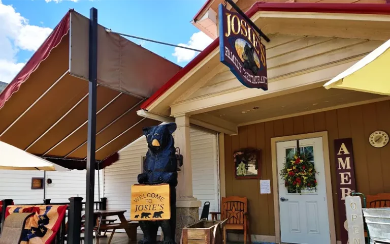 Josies Restaurant