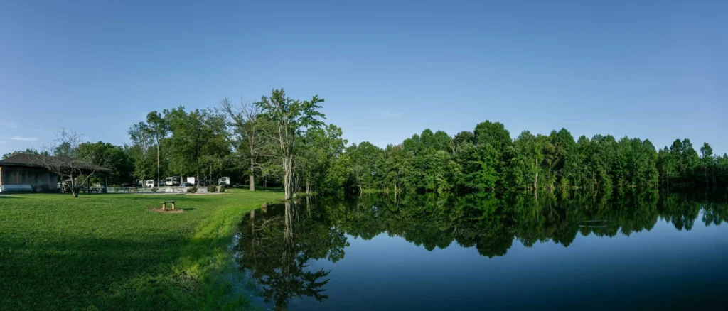 Glendale Valley Campground Offers a Tranquil Escape for Nature Lovers Amid the Scenic Glendale Valley.